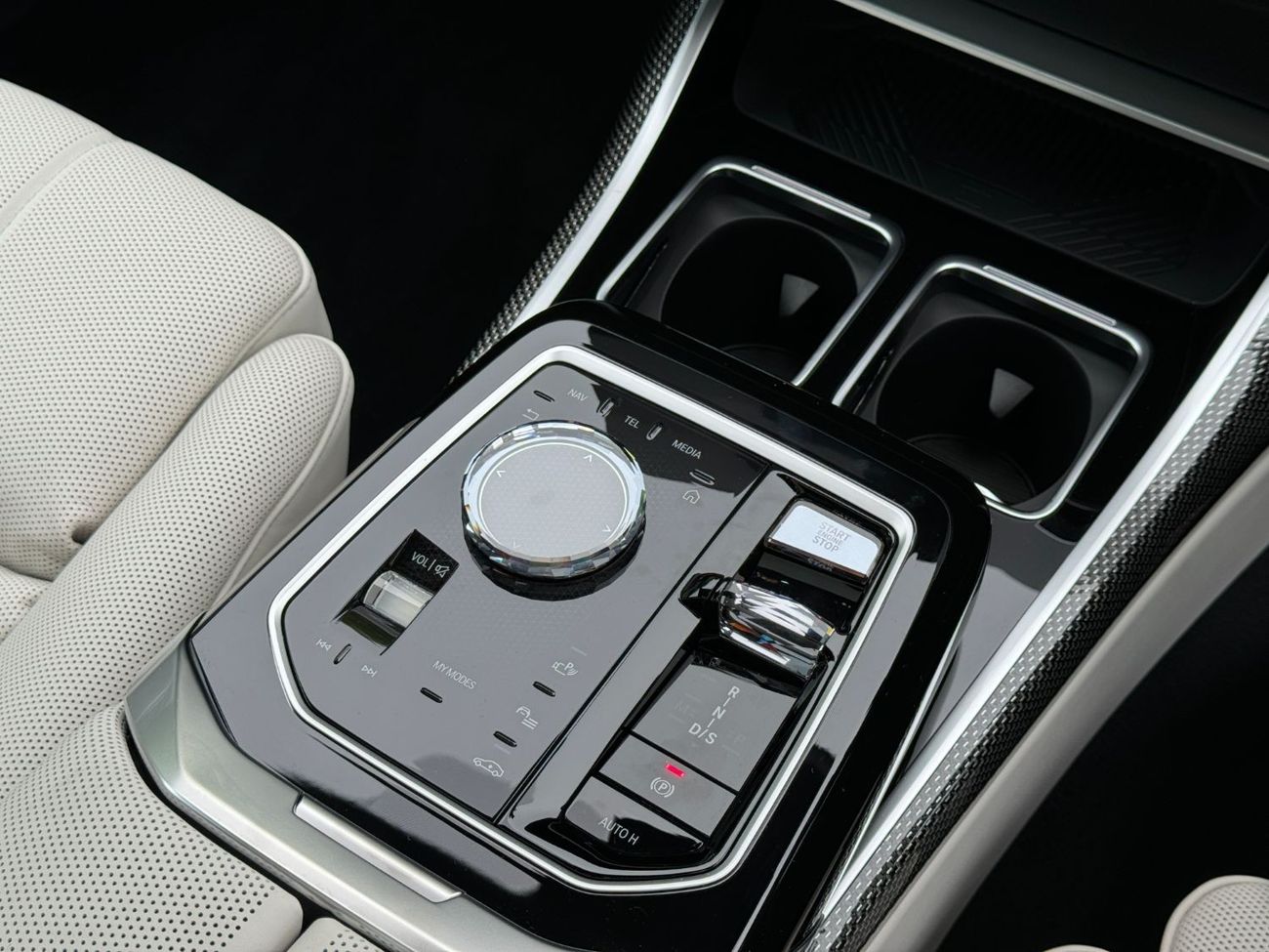 BMW M760Li E XDRIVE MODELS