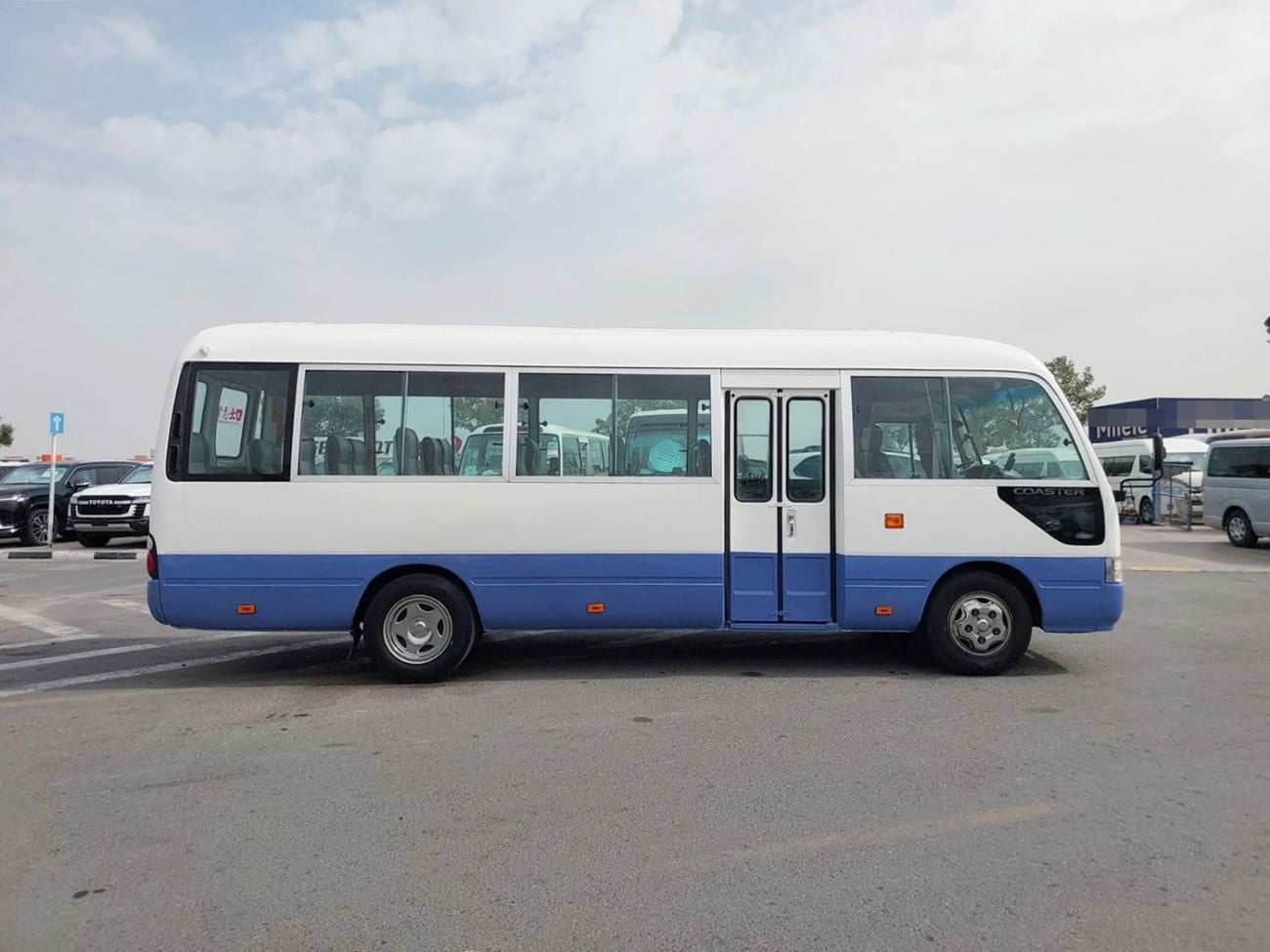 تويوتا كوستر (RAMADAN OFFER) TOYOTA COASTER BUS LHD 2013 MODEL 4.0 L DIESEL MANUAL(PM02167)