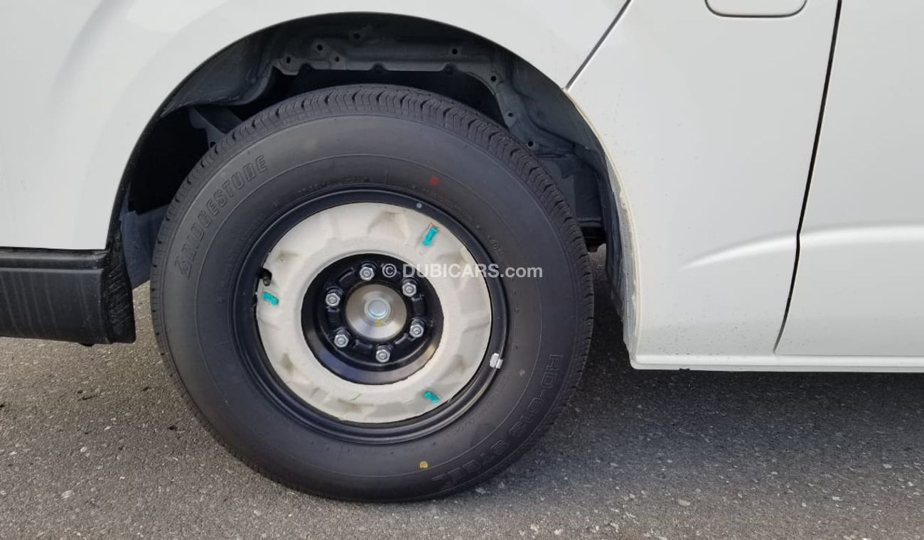 Toyota Hiace TOYOTA HIACE 2.7L CARGO 2020