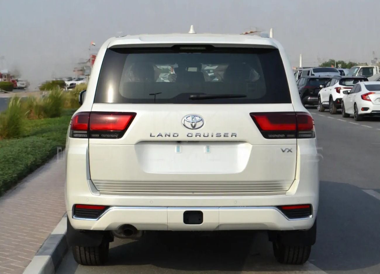 تويوتا لاند كروزر VX