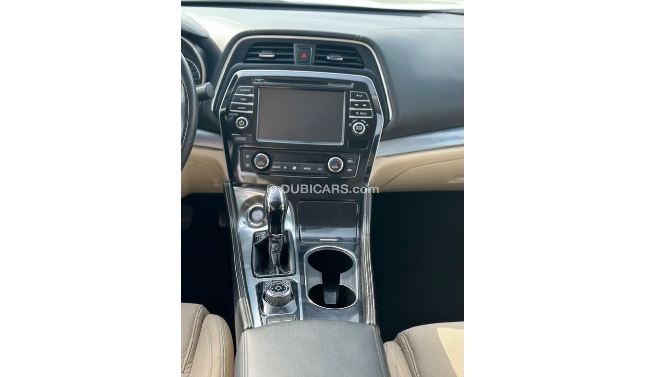 Nissan Maxima Model 2016 GCC CAR PERFECT CONDITION INSIDE AND OUTSIDE FULL ELECTRIC CONTROL STEERING CONTROL