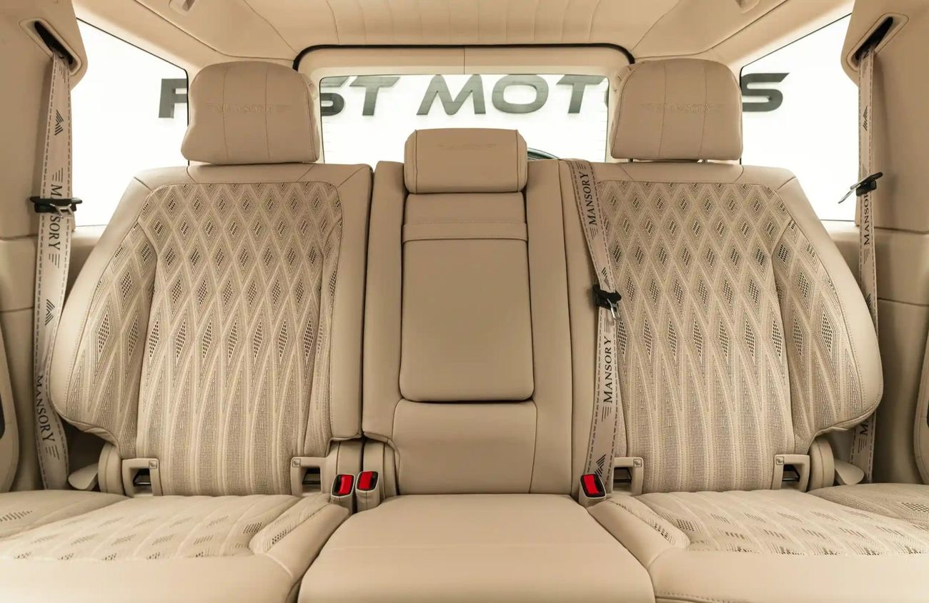 Mercedes-Benz G 63 AMG 4.0L V8 Twin-Turbocharged Engine