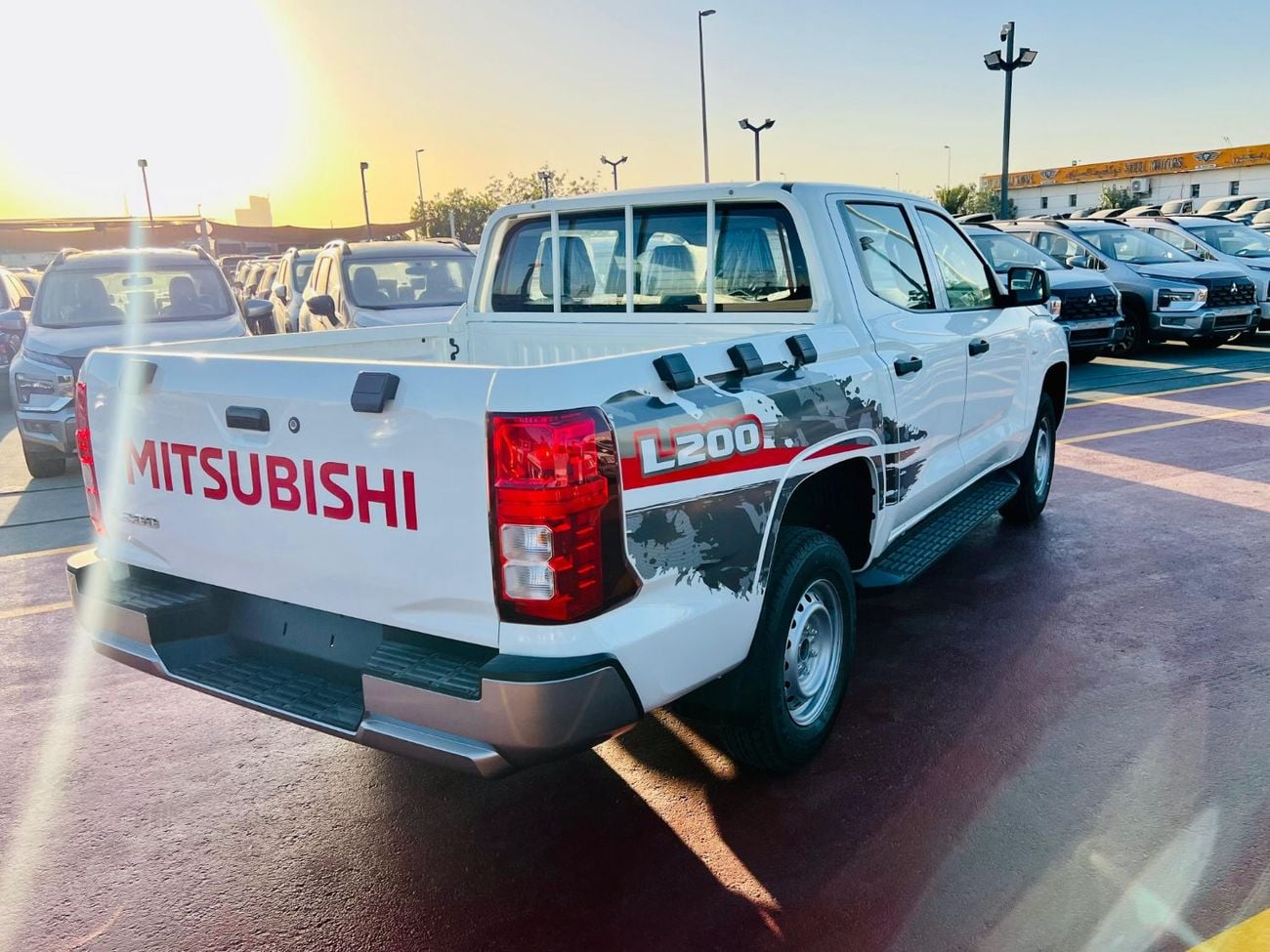 Mitsubishi L200 MITSUBISHI L200 PETROL GCC M/T 2026