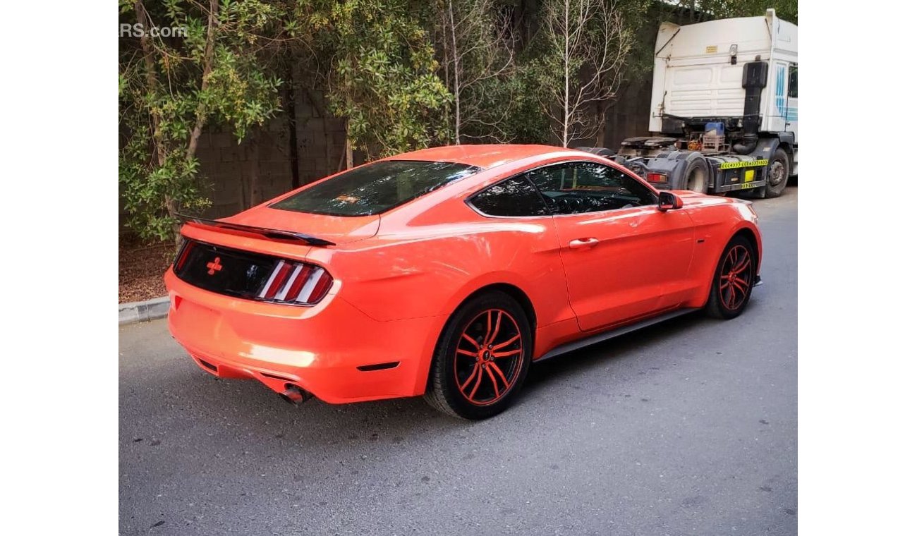 Ford Mustang very nice and  clean