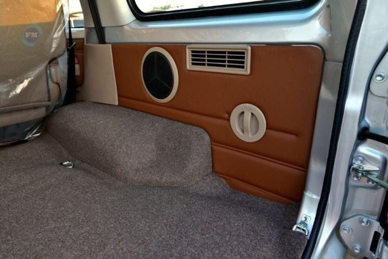 تويوتا لاند كروزر 70 76 SDLX 4.0L Petrol 4WD Automatic