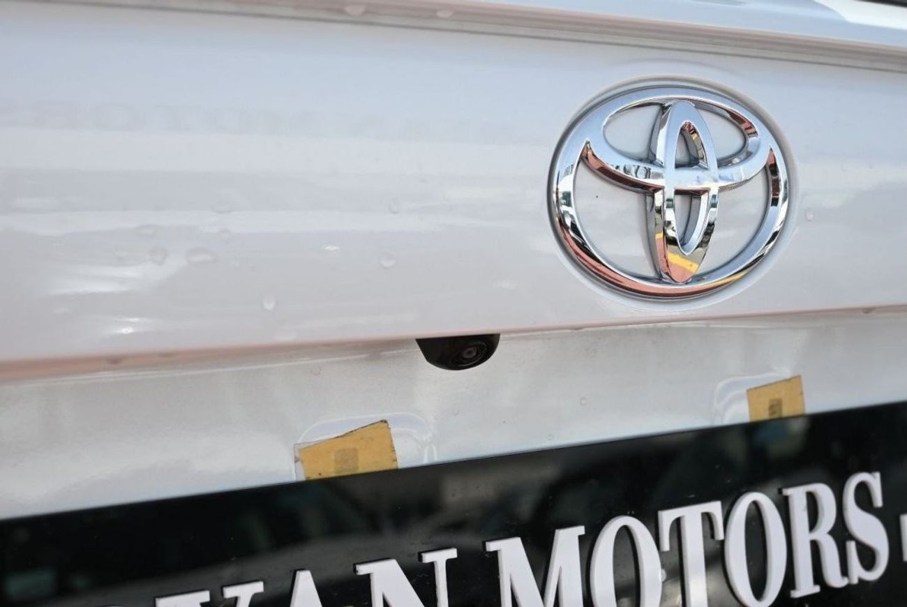 تويوتا راف ٤ تويوتا RAV4 2.0 لتر بنزين ، CUV ، دفع رباعي ، 5 أبواب ، مثبت سرعة ، فتحة سقف ، بدء دفع ، DVD ، كامير