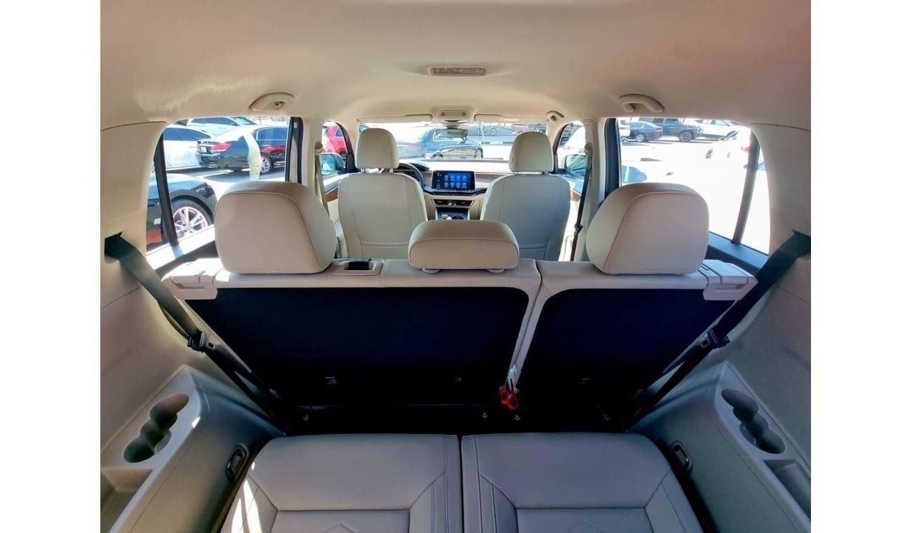 فولكس واجن تيرامونت Trendline 2.0L 2024 GCC