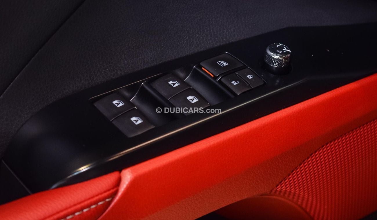 تويوتا كامري XSE