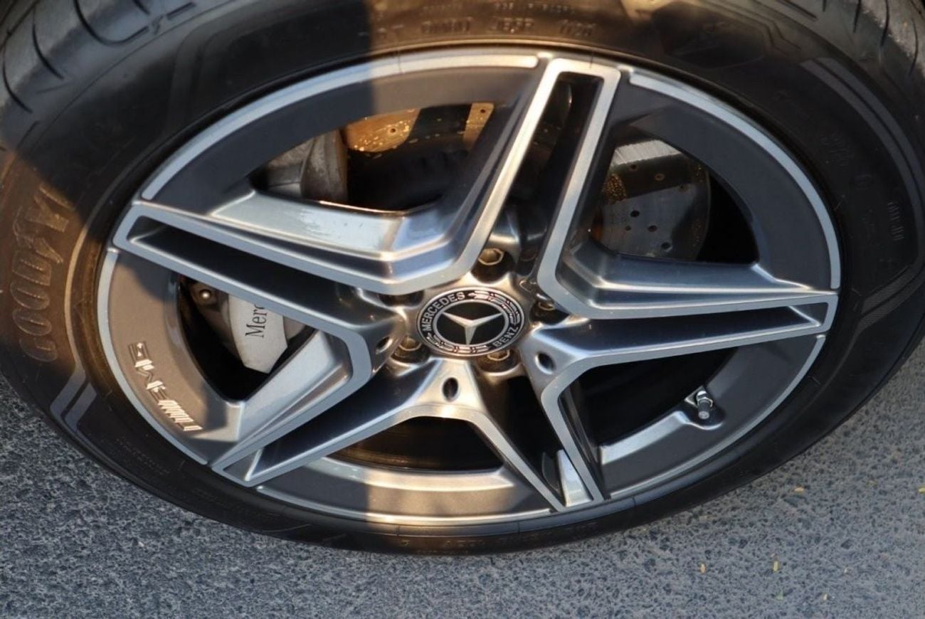 Mercedes-Benz E300 V4 Dizal Elactric