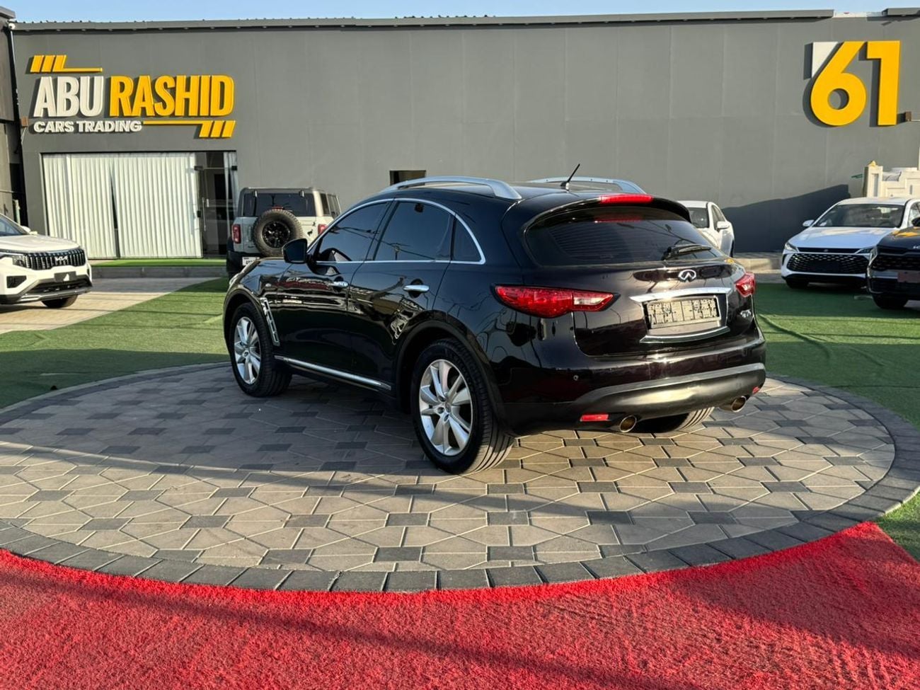 Infiniti QX70 LUXURY