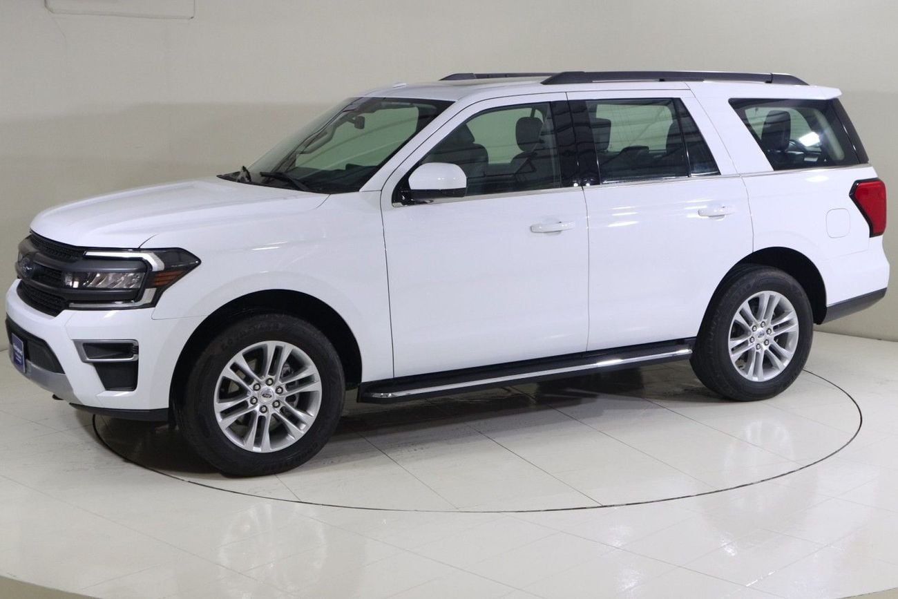 فورد إكسبيديشن XLT XT222 / AL TAYER MOTORS AL QOUZ SHOWROOM