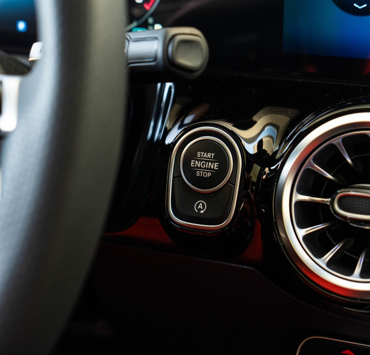 Mercedes-Benz GLA 35 AMG GLA 35 | AMG 4Matic | 2.0L | V6 | 2025