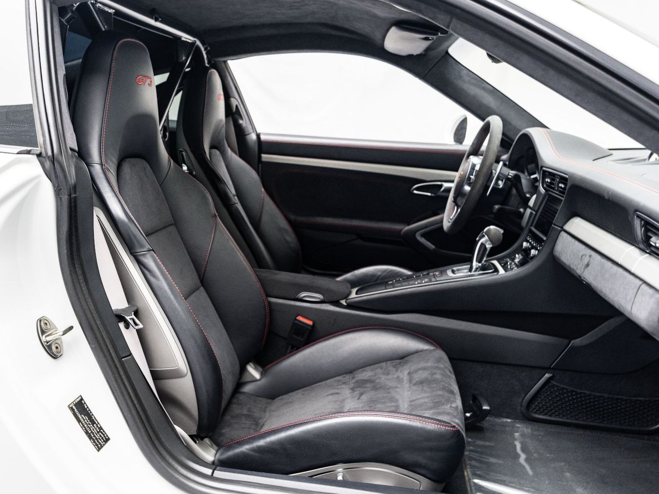 بورش 911 GT3 3.8L (475 HP) Coupe