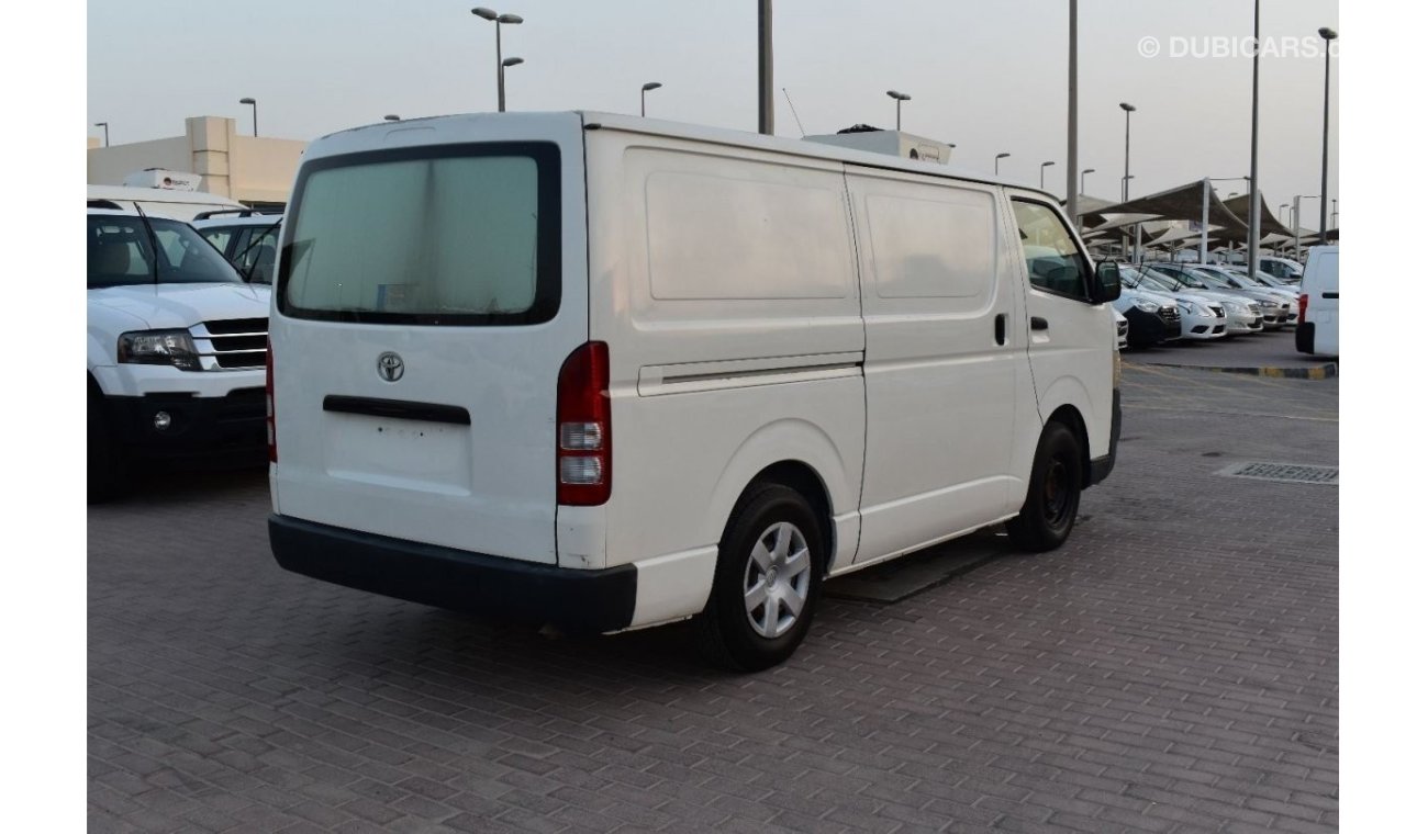 تويوتا هاياس 2008 | TOYOTA HIACE STANDARD- ROOF CHILLER VAN 3-SEATER | 5-DOORS | MANUAL TRANSMISSION | GCC | VERY