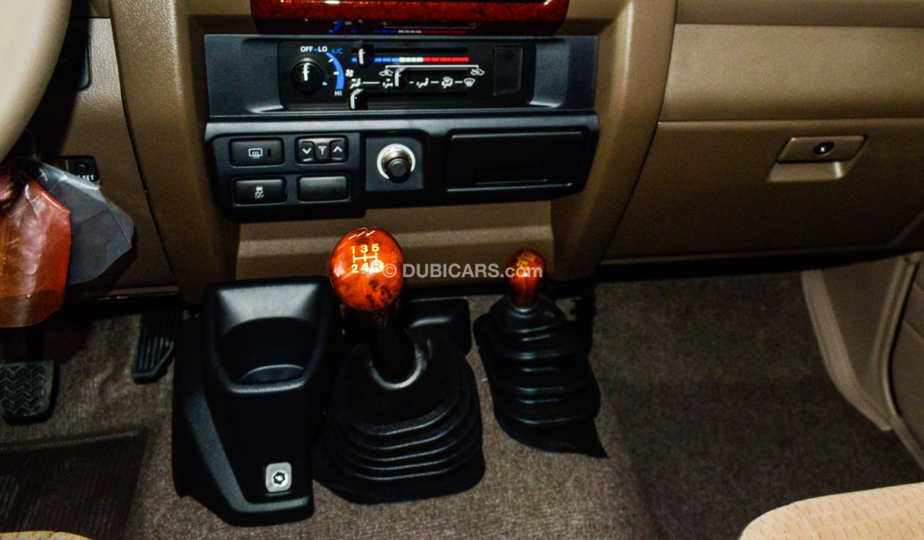 Toyota Land Cruiser 70