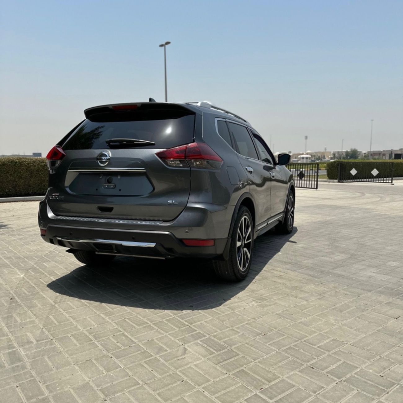 نيسان روج Full Option, 2.5L, V4