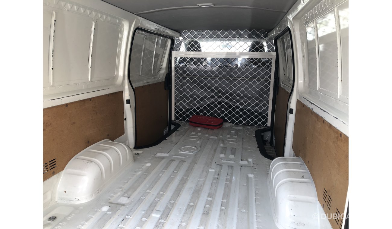 تويوتا هاياس Toyota Hiace van,Model:2015. Free of accident