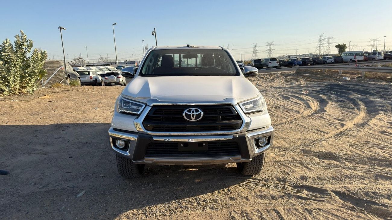 Toyota Hilux Toyota Hilux Double cabinet 2.7 AT 2025 GCC key start
