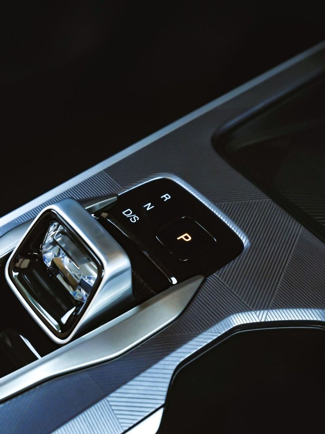 جي إي سي GS3 إمزوم GAC GS3 Emzoom 1.5T 5 Years Warranty @ Official Dealer 0% DP EMI 1,230