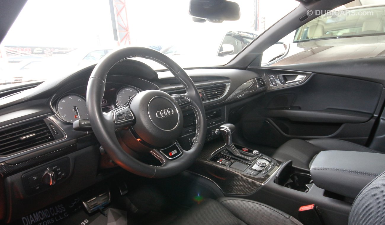 Audi S7 V8T