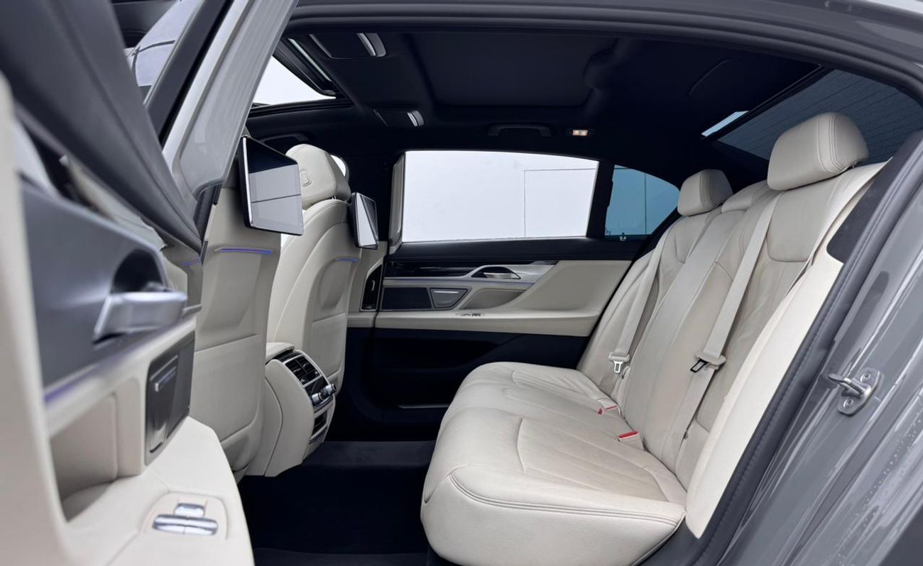 BMW 730Li Std 2.0L 2022 BMW 730li M-sport, 2027 BMW Warranty, 2027 BMW Service Contract, GCC