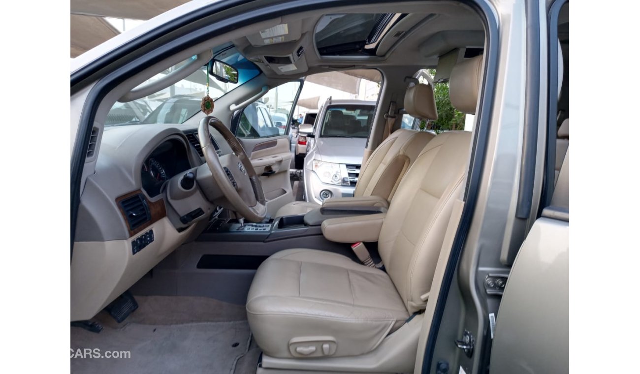 Nissan Armada Gulf Dye Agency 2009 model number one Wood leather hatch Rear wing Sensors in excellent condition, y