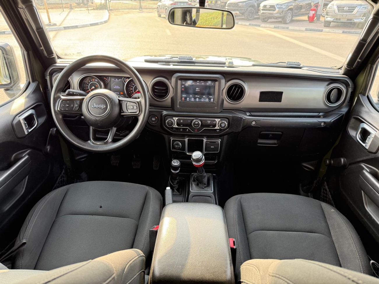 جيب جلادياتور Sport 3.6L