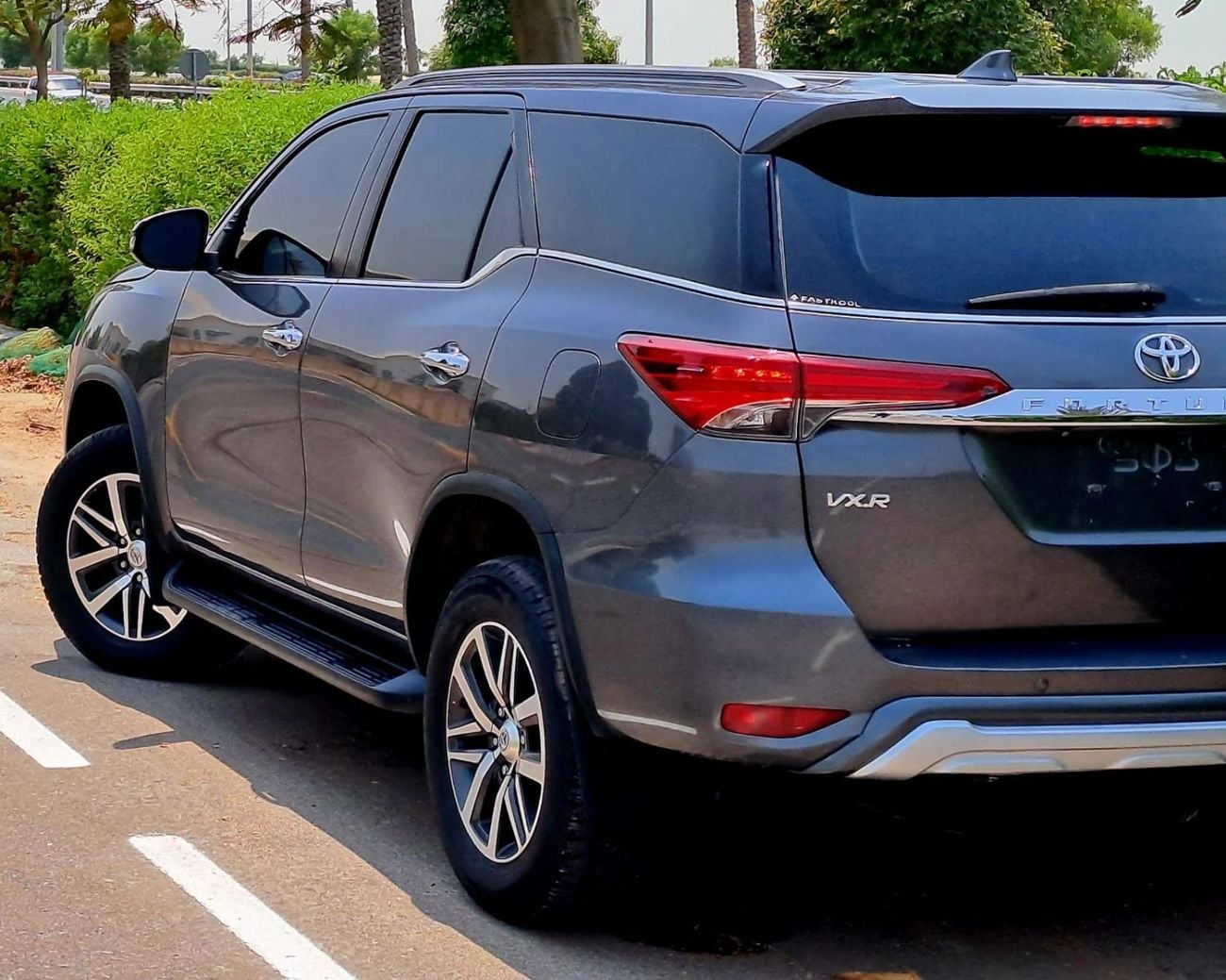 Toyota Fortuner VXR 1442-Monthly For 3 Years I GCC | V6 , Full Option