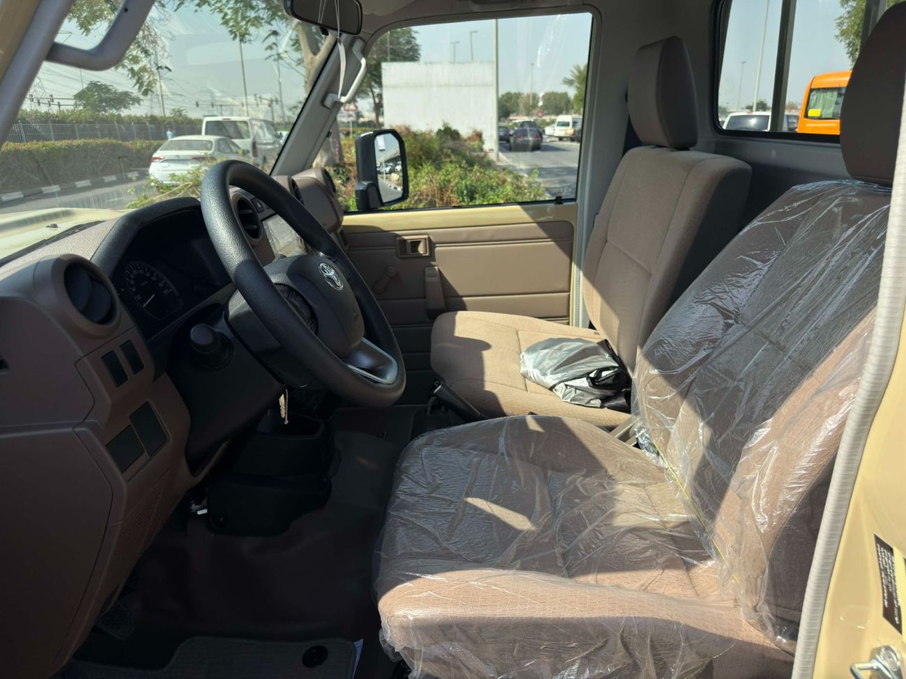 تويوتا لاند كروزر بيك آب GCC SPEC UNDER WARRANTY