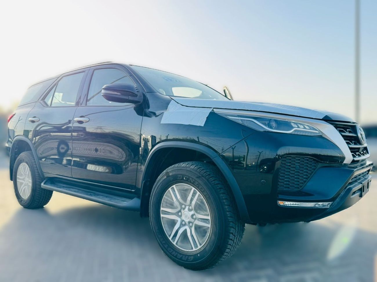 Toyota Fortuner Toyota Fortuner 2.7 mid option manual AC 2025