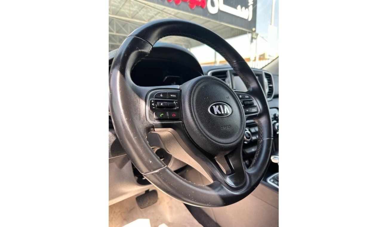 Kia Sportage EX Top
