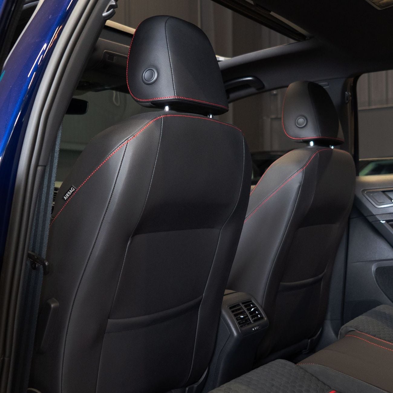 Volkswagen Golf GTI AED 1,532 pm • 0% Downpayment • VW Golf GTI • 1 Year Warranty