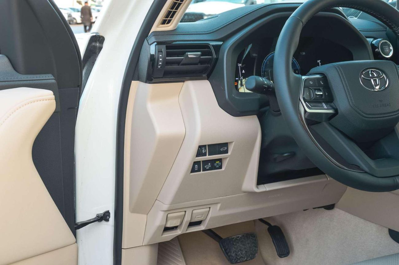 Toyota Land Cruiser TOYOTA LAND CRUISER GXR 3.5L 4WD PETROL SUV 2026