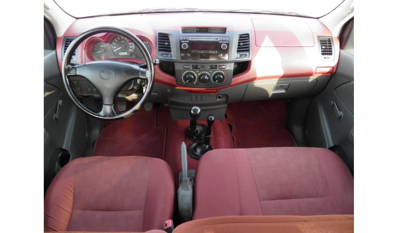 Toyota Hilux 2015 4X4 REF#471