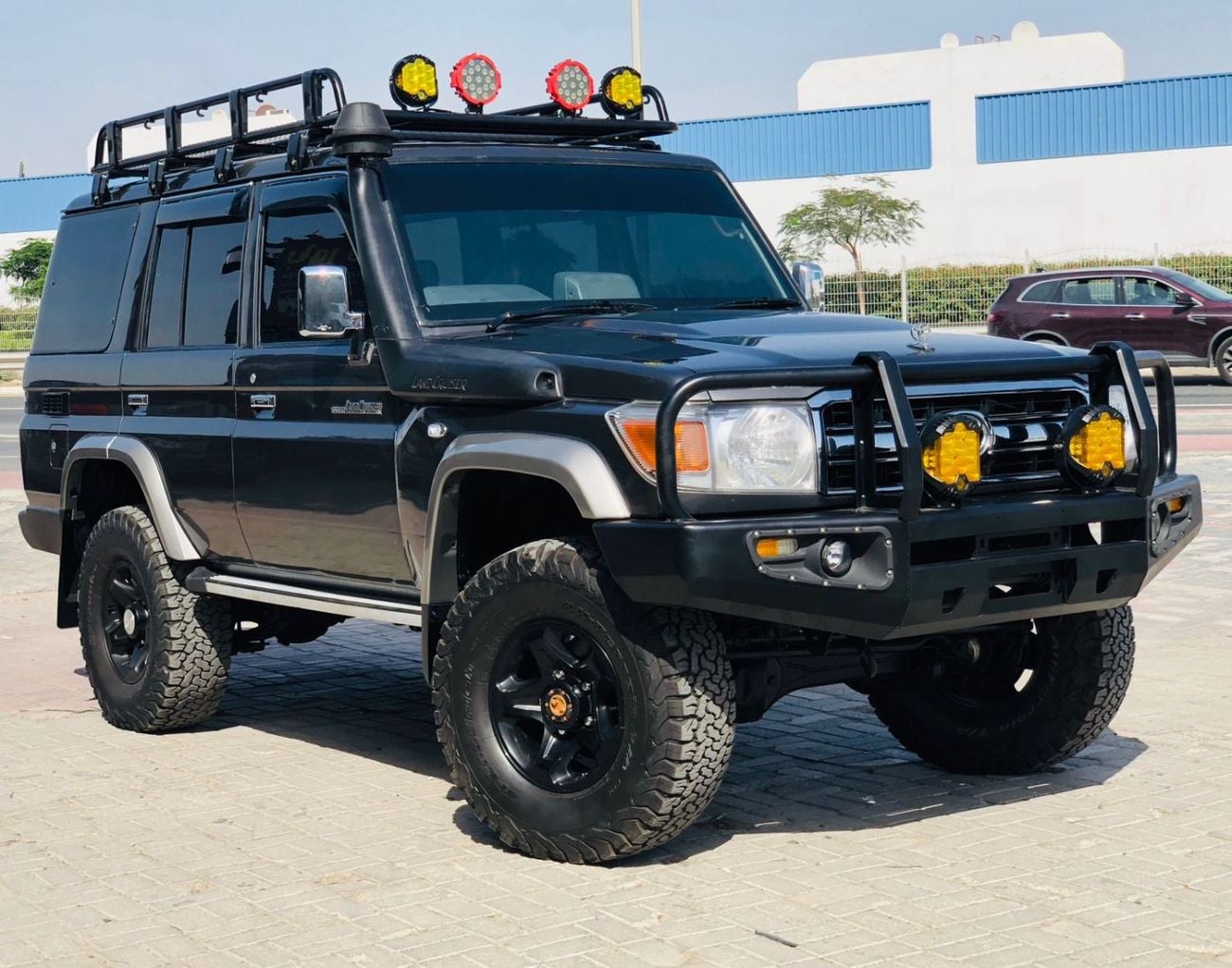 تويوتا لاند كروزر 70 LC76 RHD 1HZ 4.2L V6 Diesel Engine Manual Gear 4WD 7 Seats 5 Doors