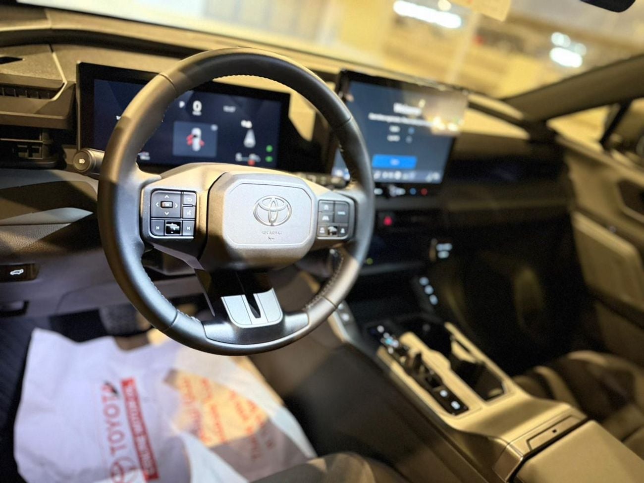 تويوتا راف ٤ VXR HEV