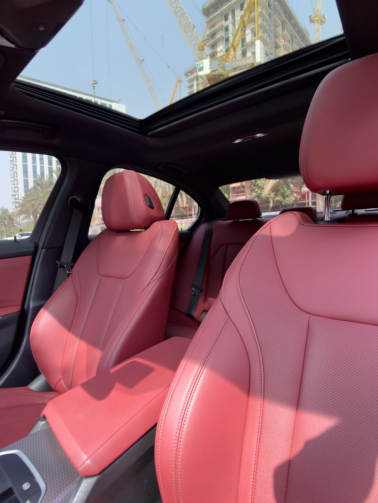 BMW 320i M SPORT BMW 320i M Sport | GCC Specs | 1 Owner | Full Service Until 2029 | Harman-Kardon Surround Sound