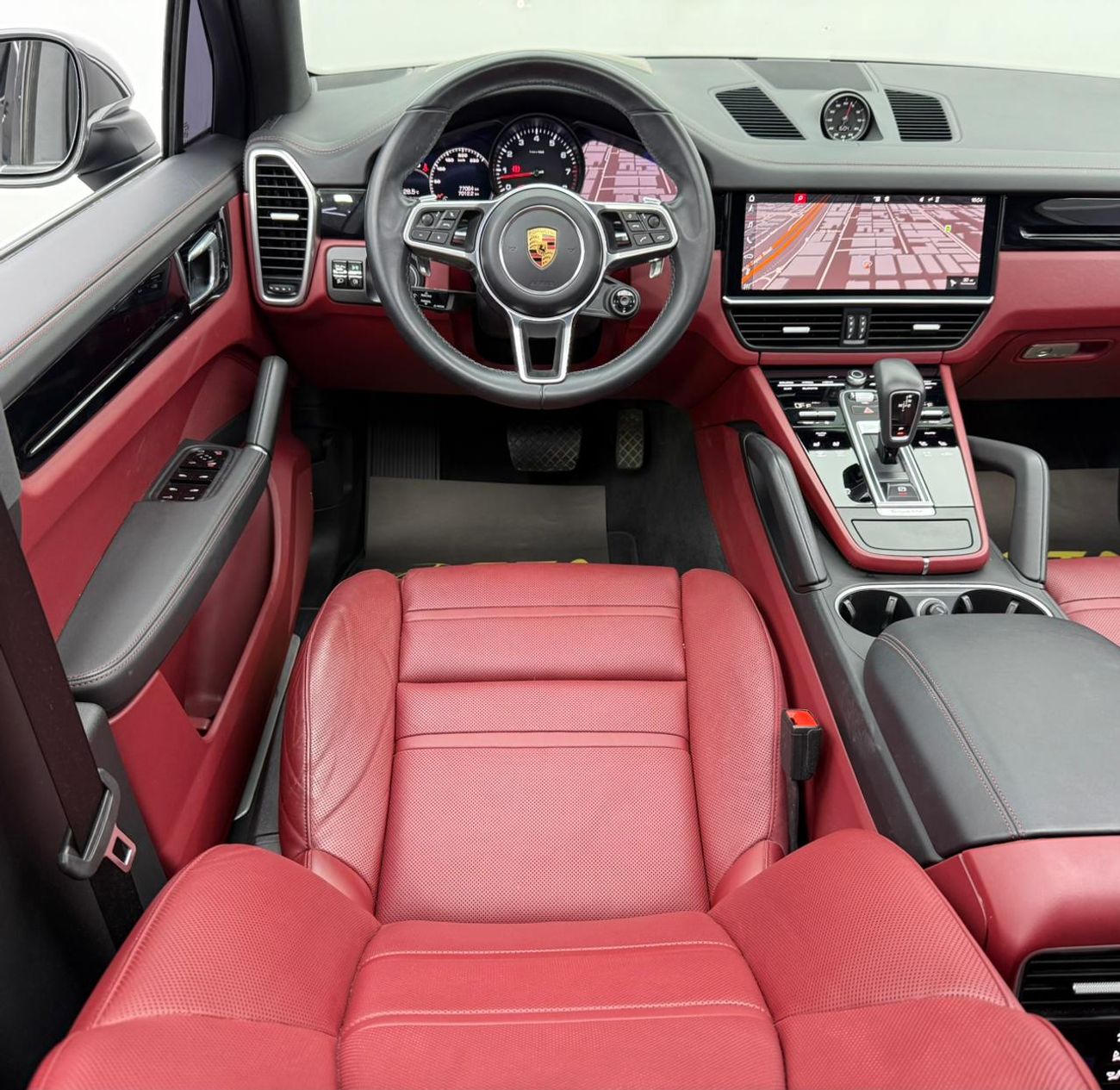 Porsche Cayenne Base 2019 Porsche Cayenne ,AL Nabooda Warranty ,Full Service History ,Excellent Condition ,Gcc