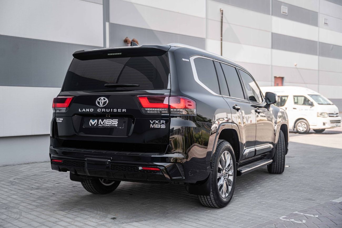 Toyota Land Cruiser 3.3L DIESEL VXR FULL OPTION WITH MBS AUTOBIPGRAPHY VIP SEAT AND ROOF STAR LIGHT