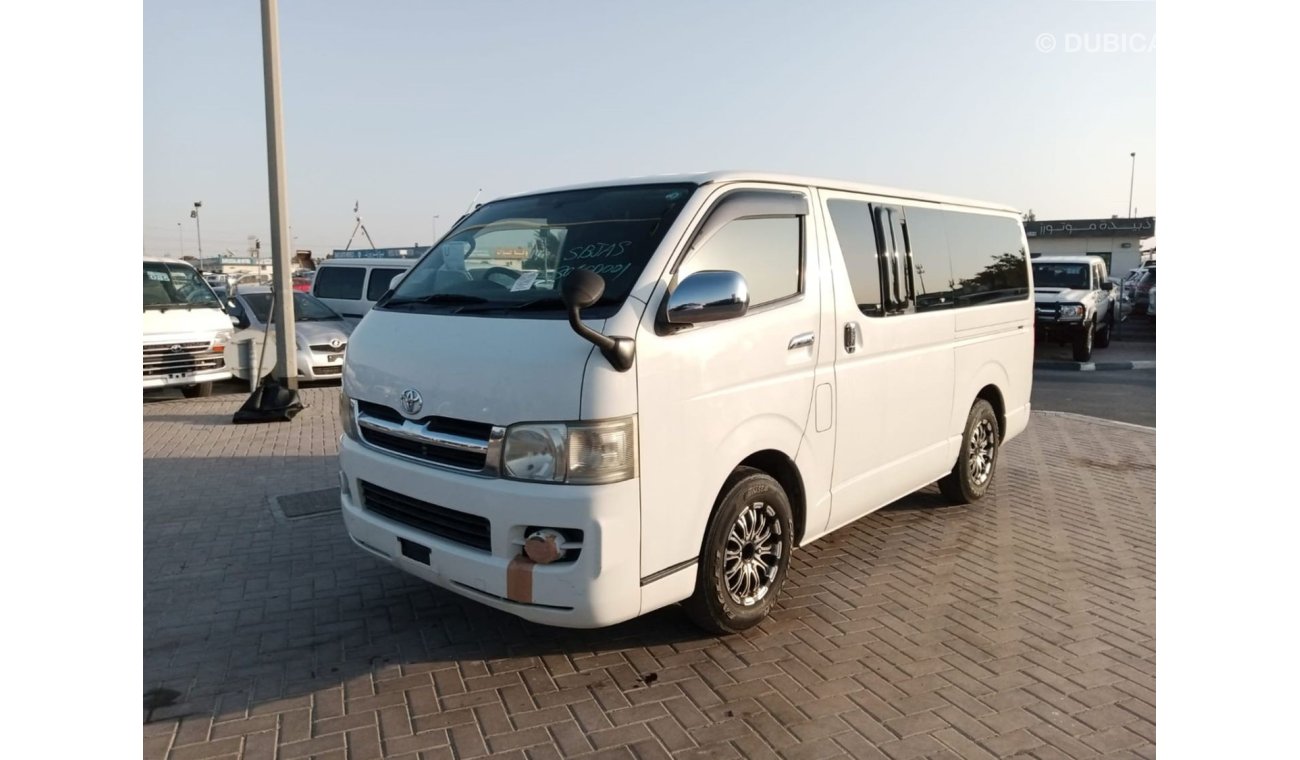 Toyota Hiace TOYOTA HIACE SUPER GL RIGHT HAND DRIVE (PM949)