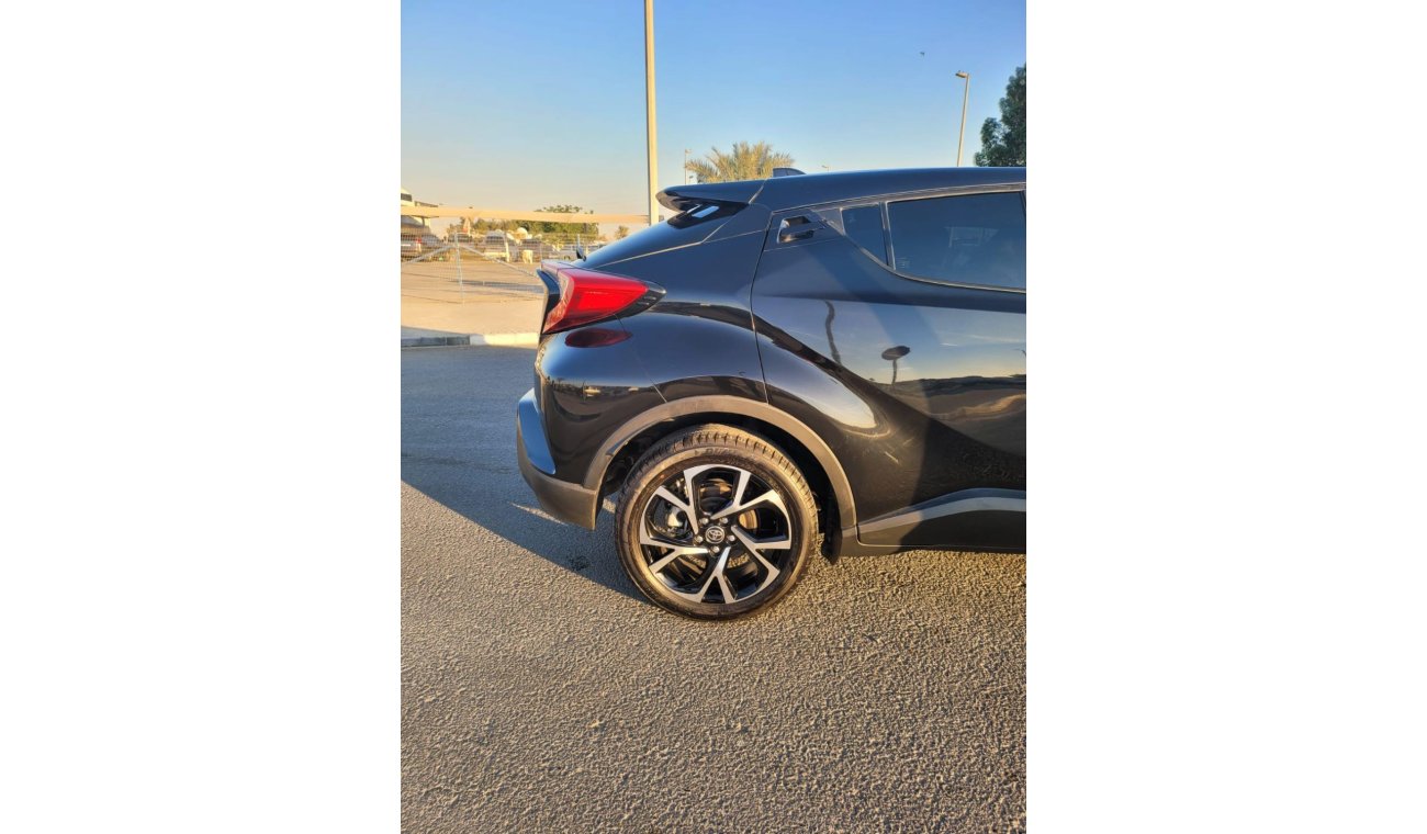 Toyota CHR TOYOTA C H R 2020 CLEAN CAR