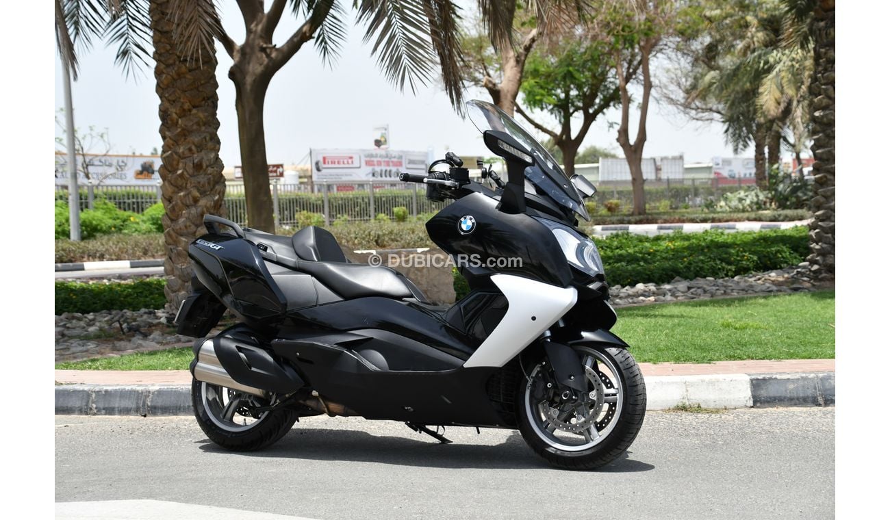 BMW 650i C650 GTSPORTS- 2018 - GCC SPECS - SCOOTER -