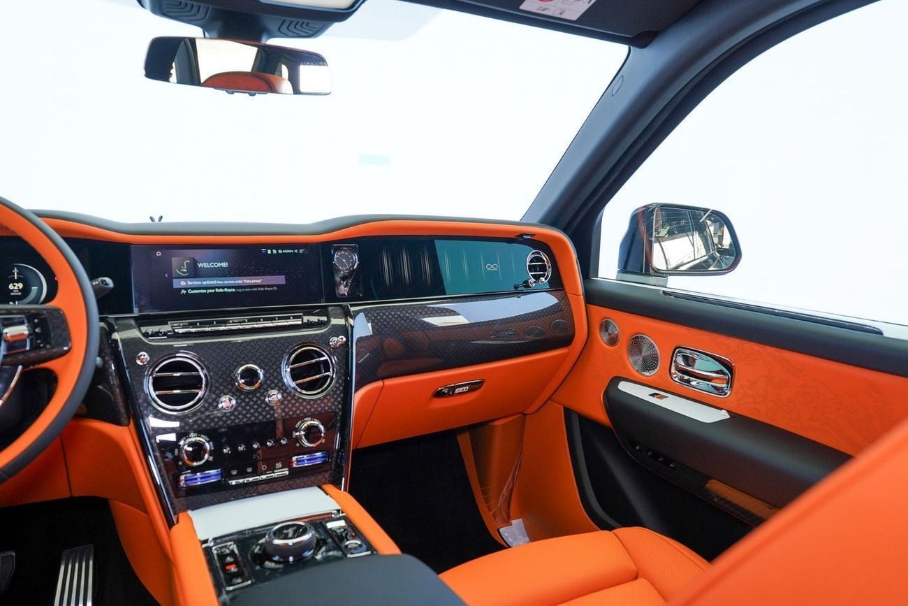 Rolls Royce Cullinan BLACK BADGE