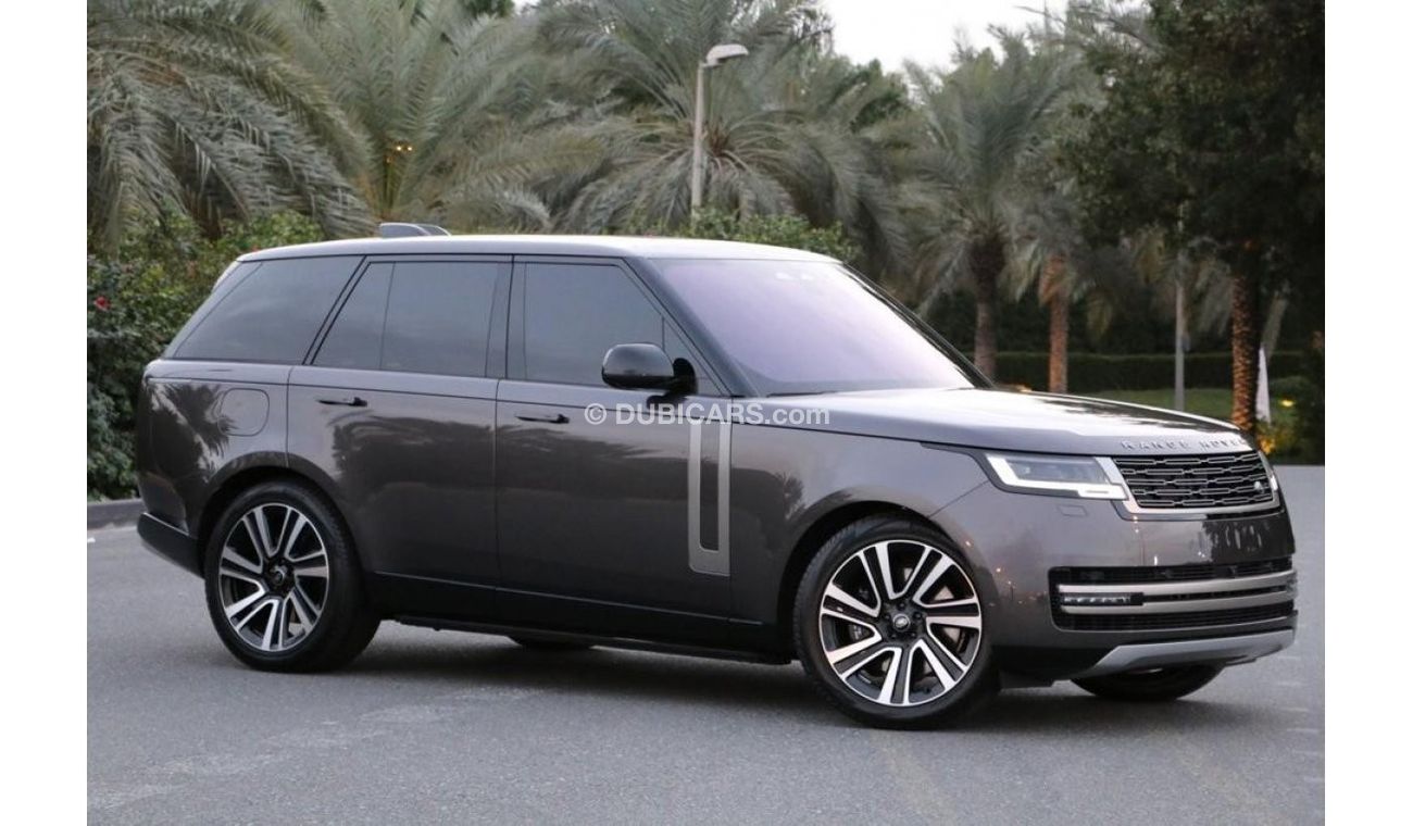 Land Rover Range Rover Range Rover vogue P 530 GCC FULL OPTION perfect condition under warranty