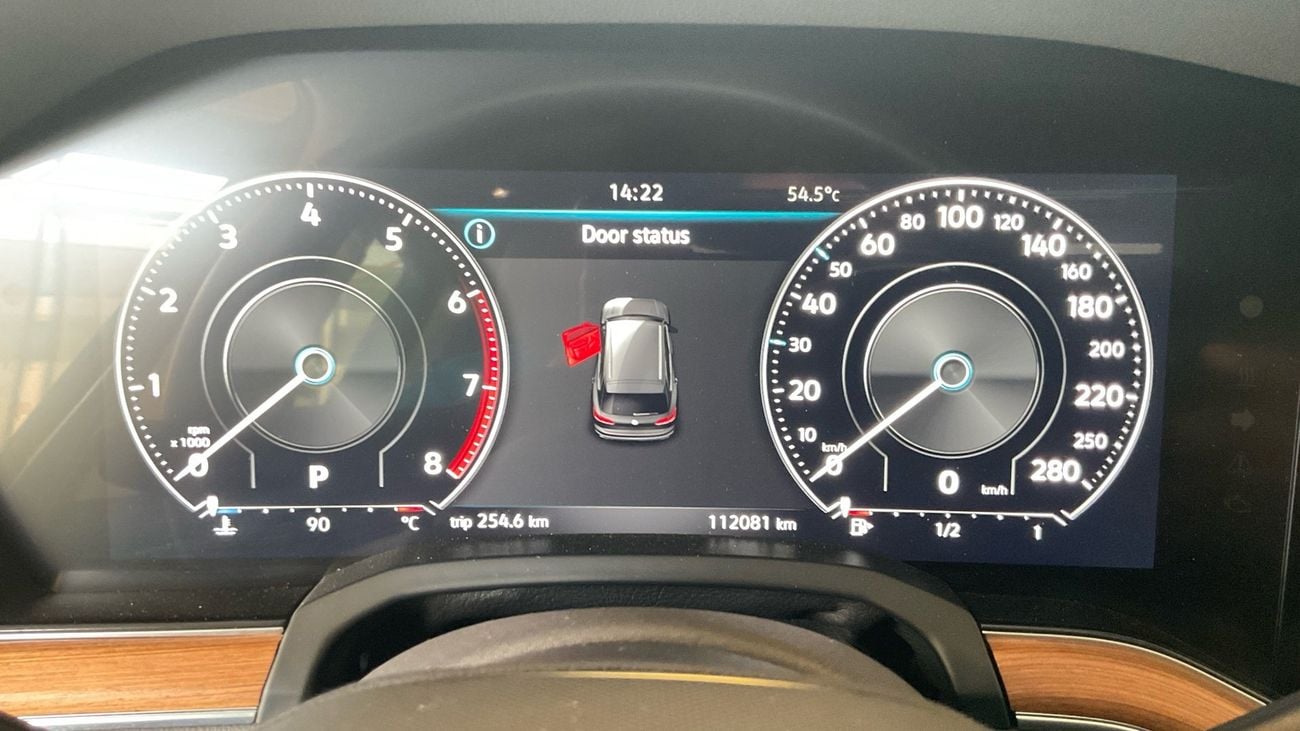 فولكس واجن طوارق ATMOSPHERE HIGHLINE 3.0 V6 TFSI ATMOSPHERE HL 4WD AUTO | شامل الضمان | 0 ﺪﻔﻋﺓ ﺃﻮﻟﻯ