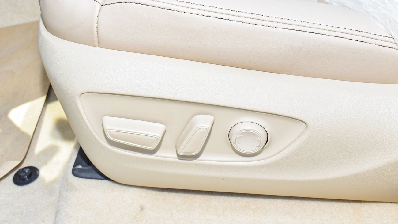 Toyota Land Cruiser GXR 4.0L