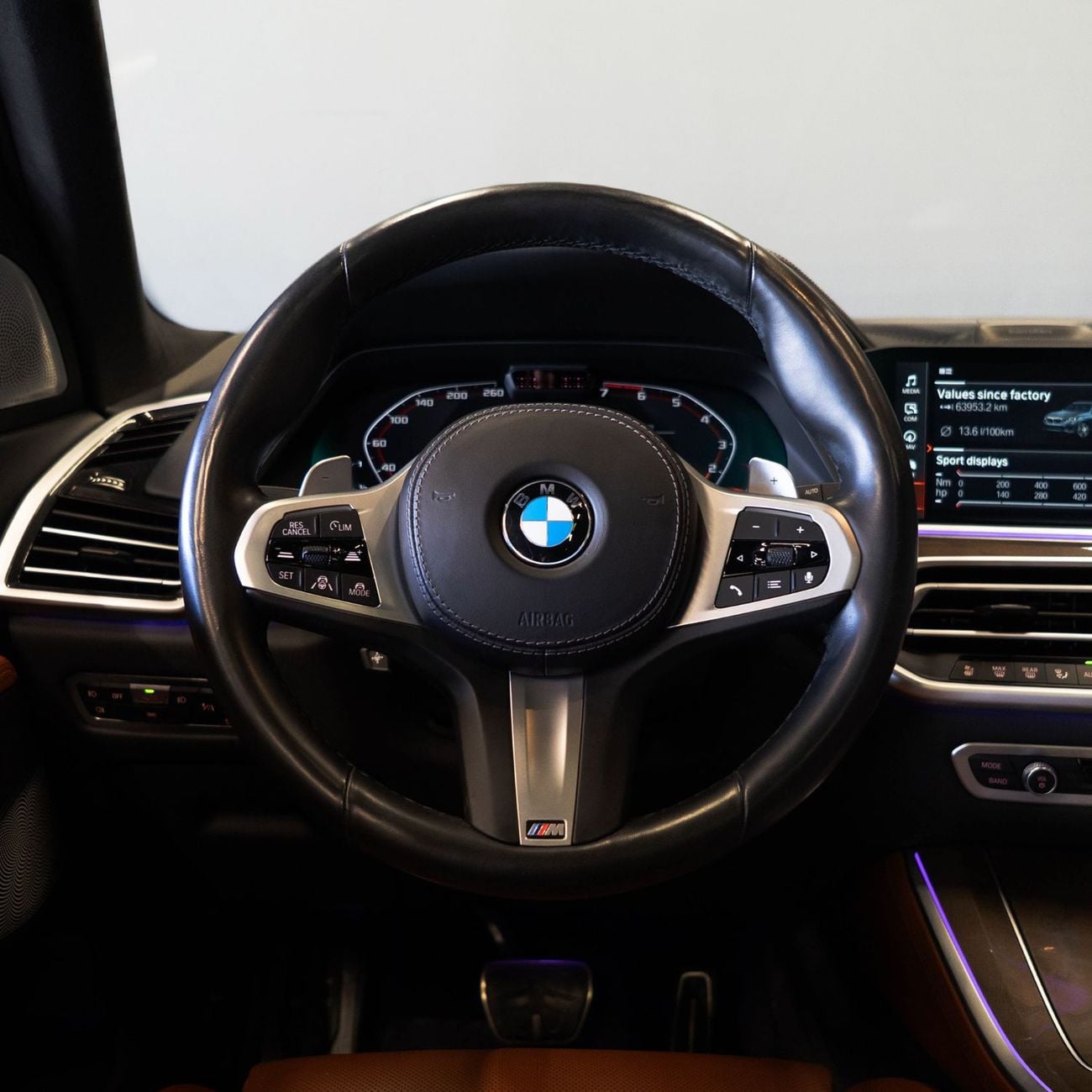 BMW X5 AED 4,407 P.M • 0% Downpayment • BMW X5 M50i • Agency Warranty And Service Package