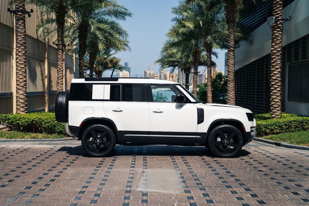Land Rover Defender 110 S P400 Clean title 2 keys Zero KM Brand New