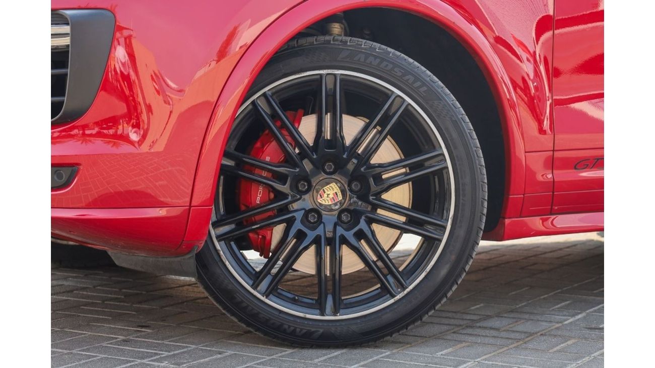 Porsche Cayenne GTS