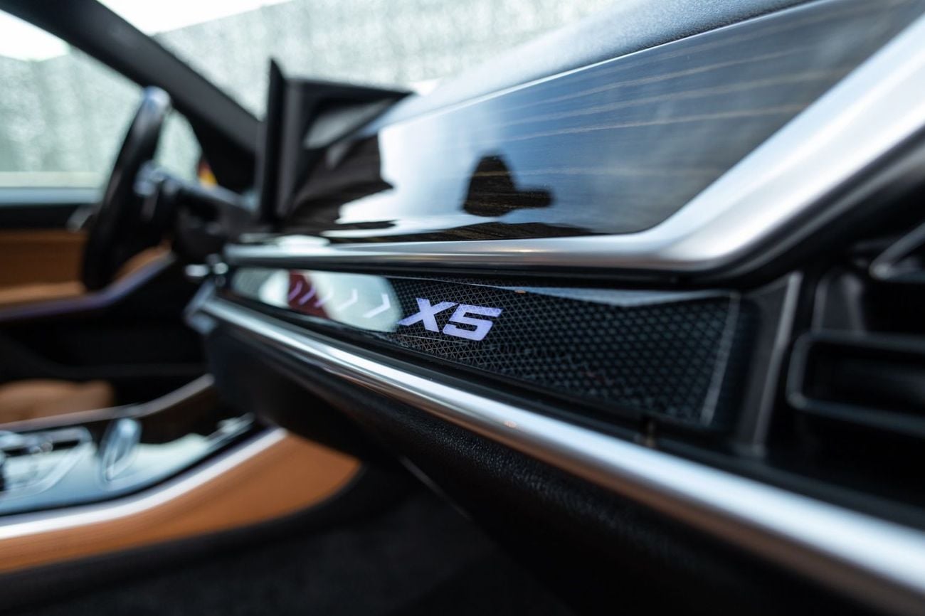 BMW X5 40i M Sport 3.0L 2024 BMW X5 xDrive40i M-Sport GCC | Agency Warranty | Service Contract